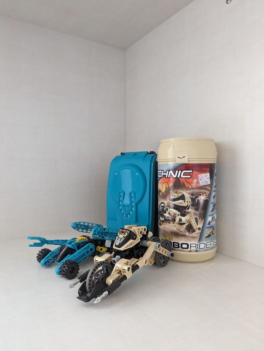 LEGO Technic RoboRiders Dust + LEGO Technic Slizer Turbo (ThrowBots ...