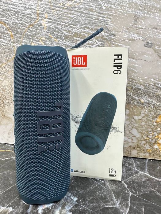 s25g-781k【中古】JBL ジェイビーエル　ポータブルスピーカー　Bluetooth　防水　CHARGE5　グレー s25g-781k【中古】JBL ジェイビーエル ポータブルスピーカー
