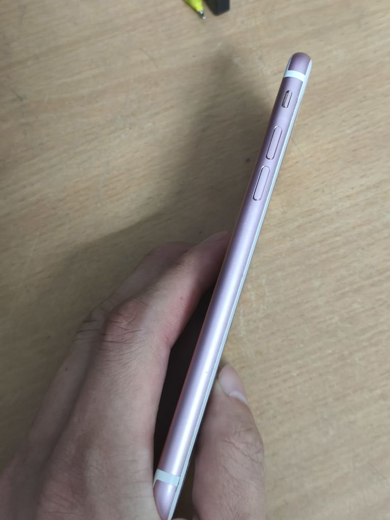 iPhone 7. 32g. Rose