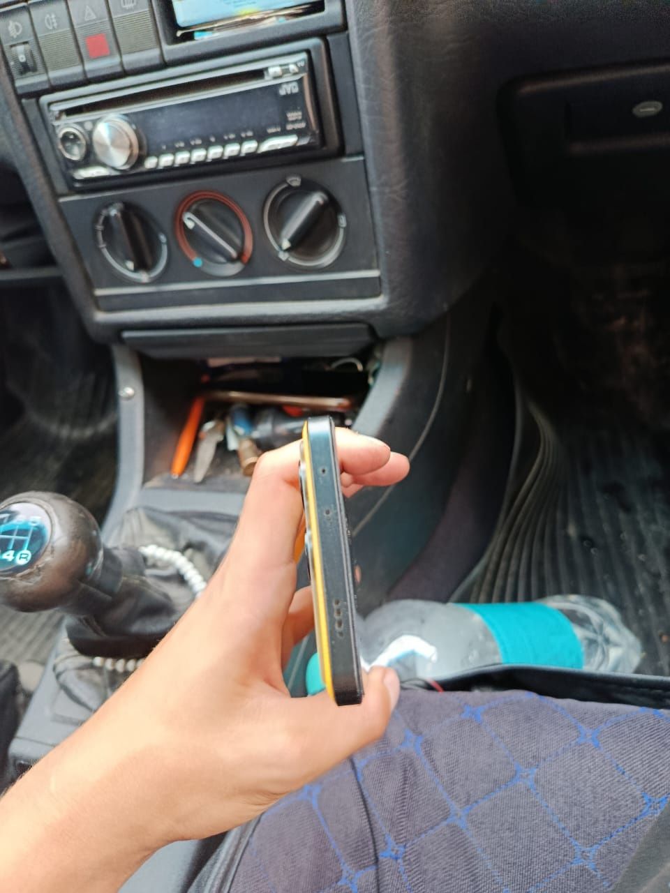 Продам poco x6 pro жёлтого цвета