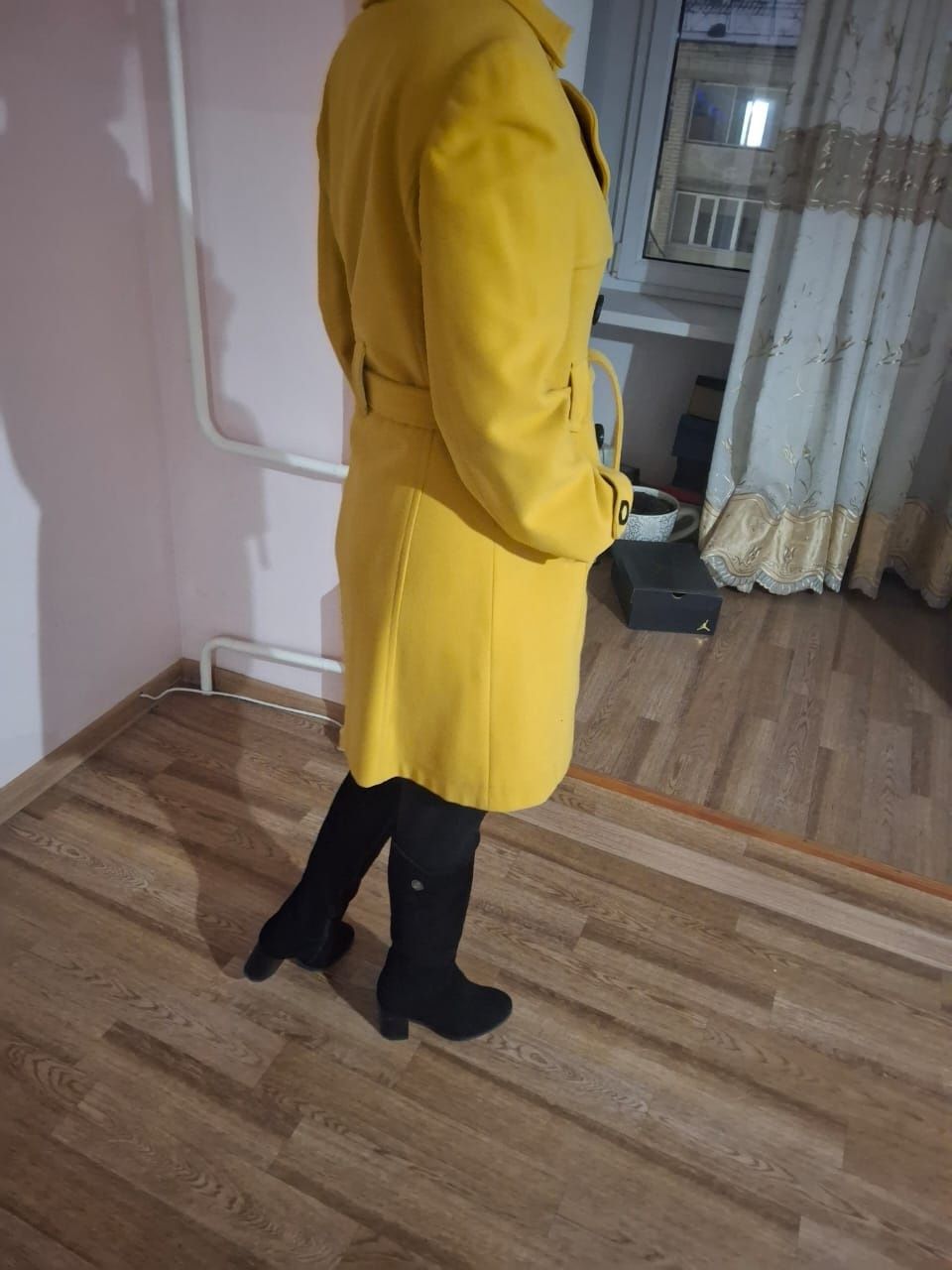 Продам женские пальто в отличном состоянии