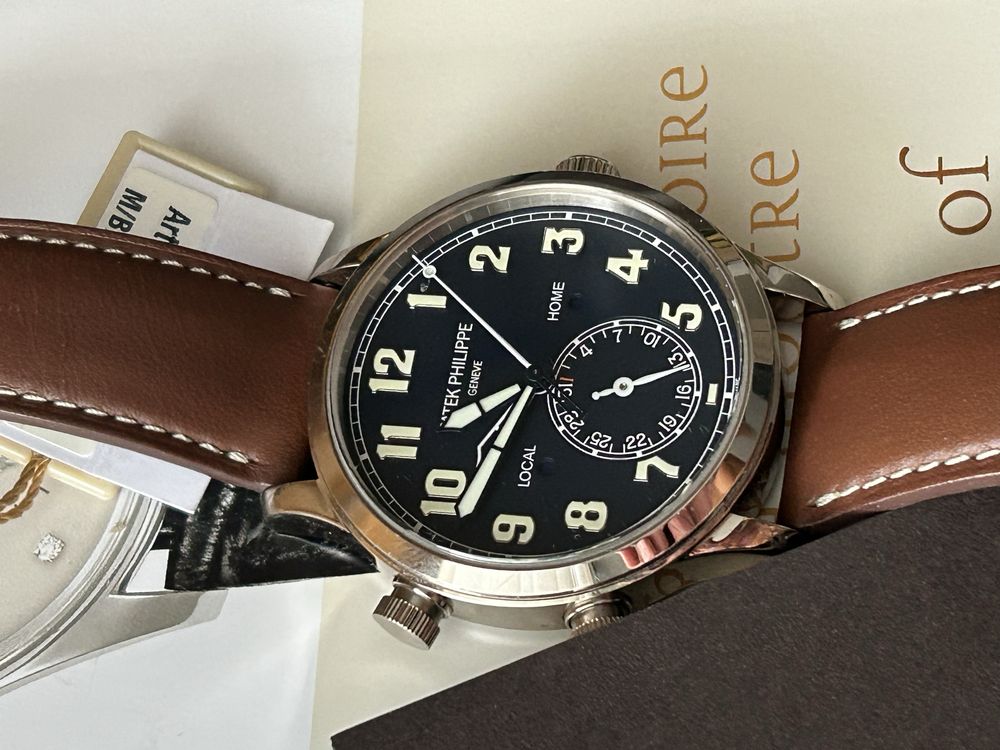 Мужские часы Patek Philippe 5524G-Calatrava Pilot Travel Time