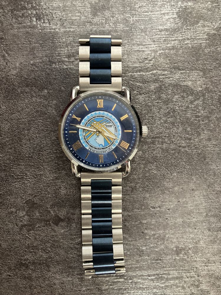 Наручные часы Fossil, модель FS5661, с логотипом ТШО