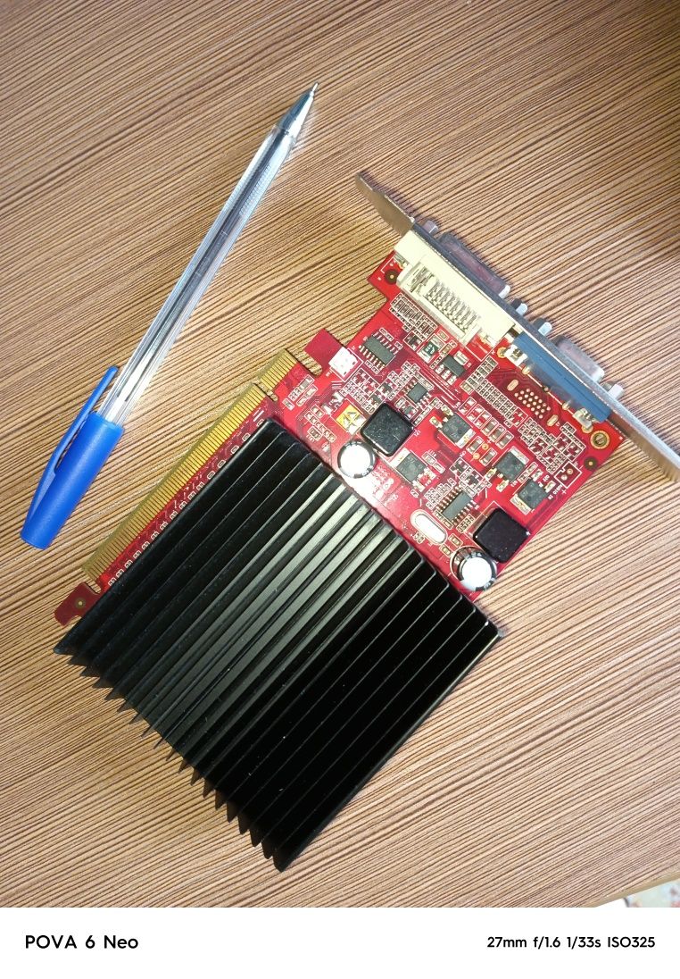 Продам видеокарту PCI express GF 8400 GS 512m ddr2 64b crt dvi