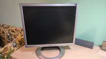Продам монитор LG17"