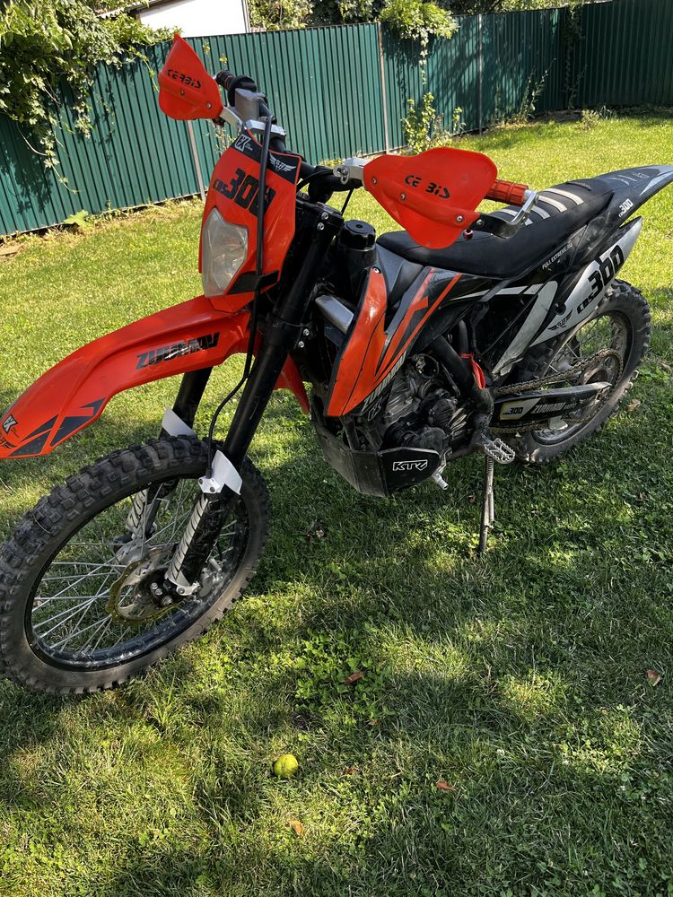Продам Zuumav cbs300