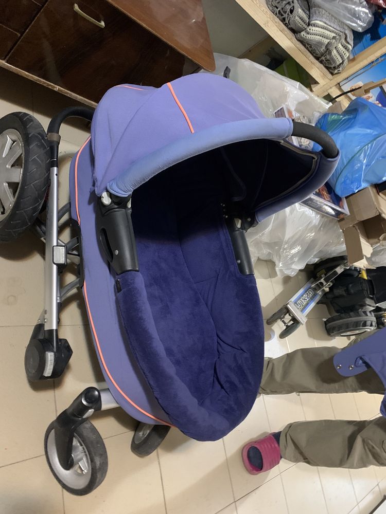 Коляска Quinny Buzz Xtra Bluebase. В отличном состоянии.