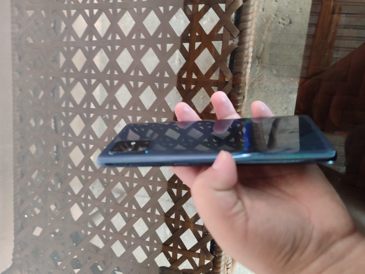 Samsung A71             .