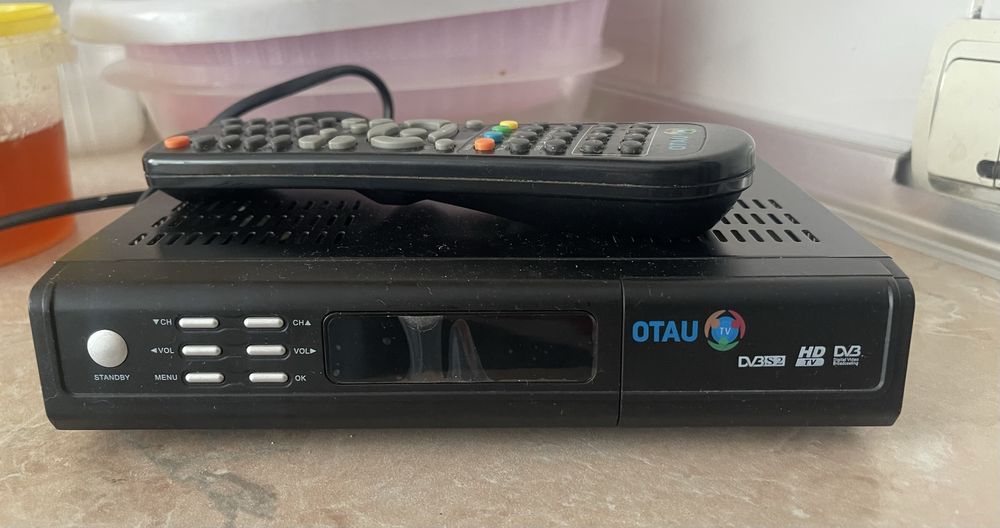 Приставка тюнер OTAU