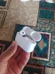 Airpods на одно ухо
