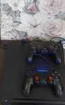 Продам Ps 4 в отличном состоянии