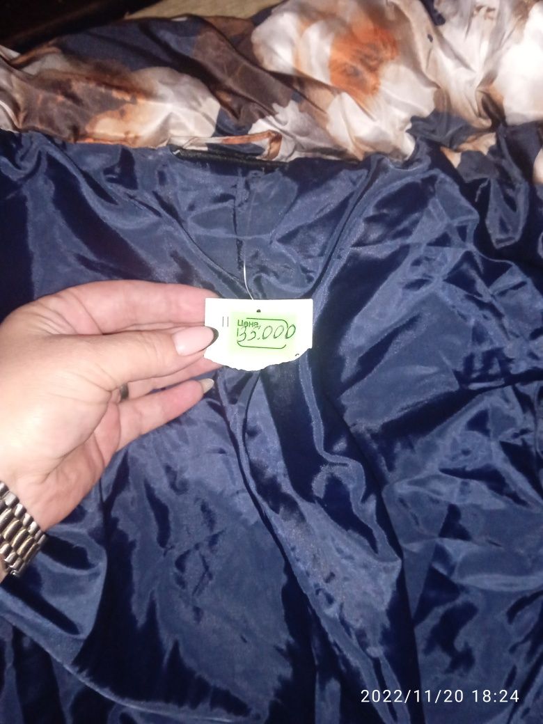 Продам Новую куртку