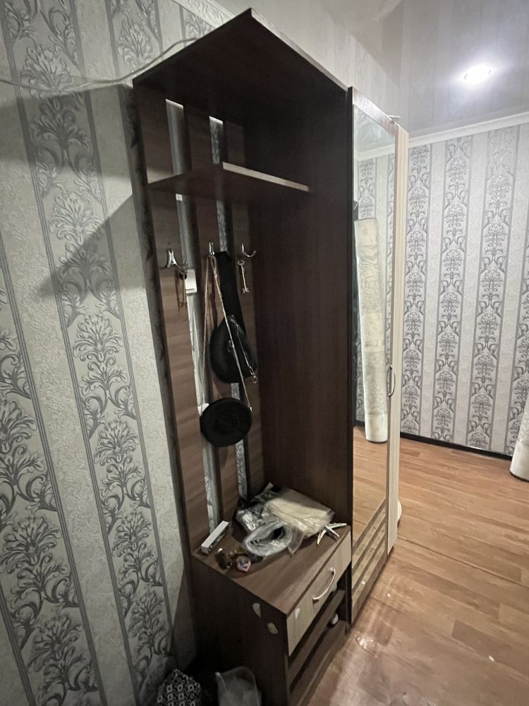 Продам прихожку в хорошем состояни есть торг