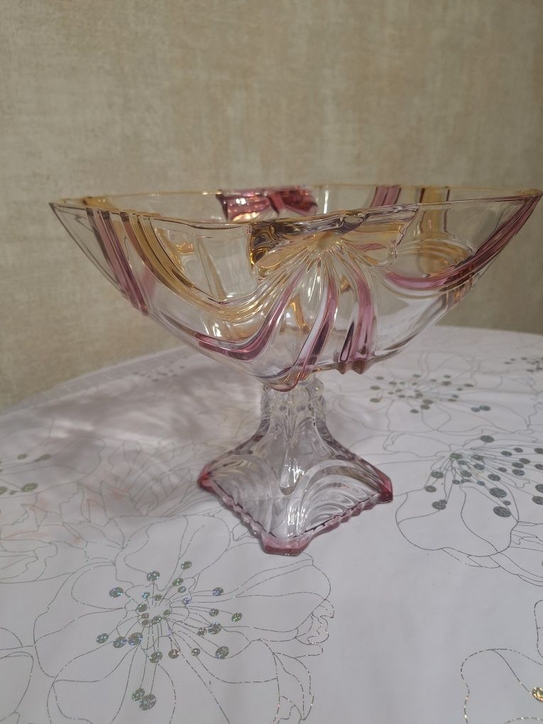 Продам фруктовница