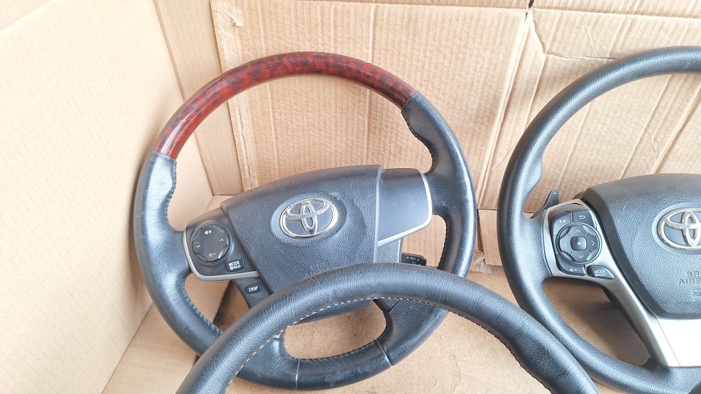 Руль подушка безопасности Тойота Камри Rav 4 Королла Хайлендер