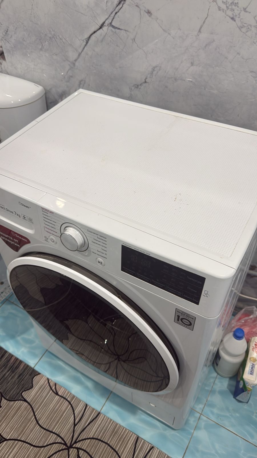 Продам стиральную машину LG