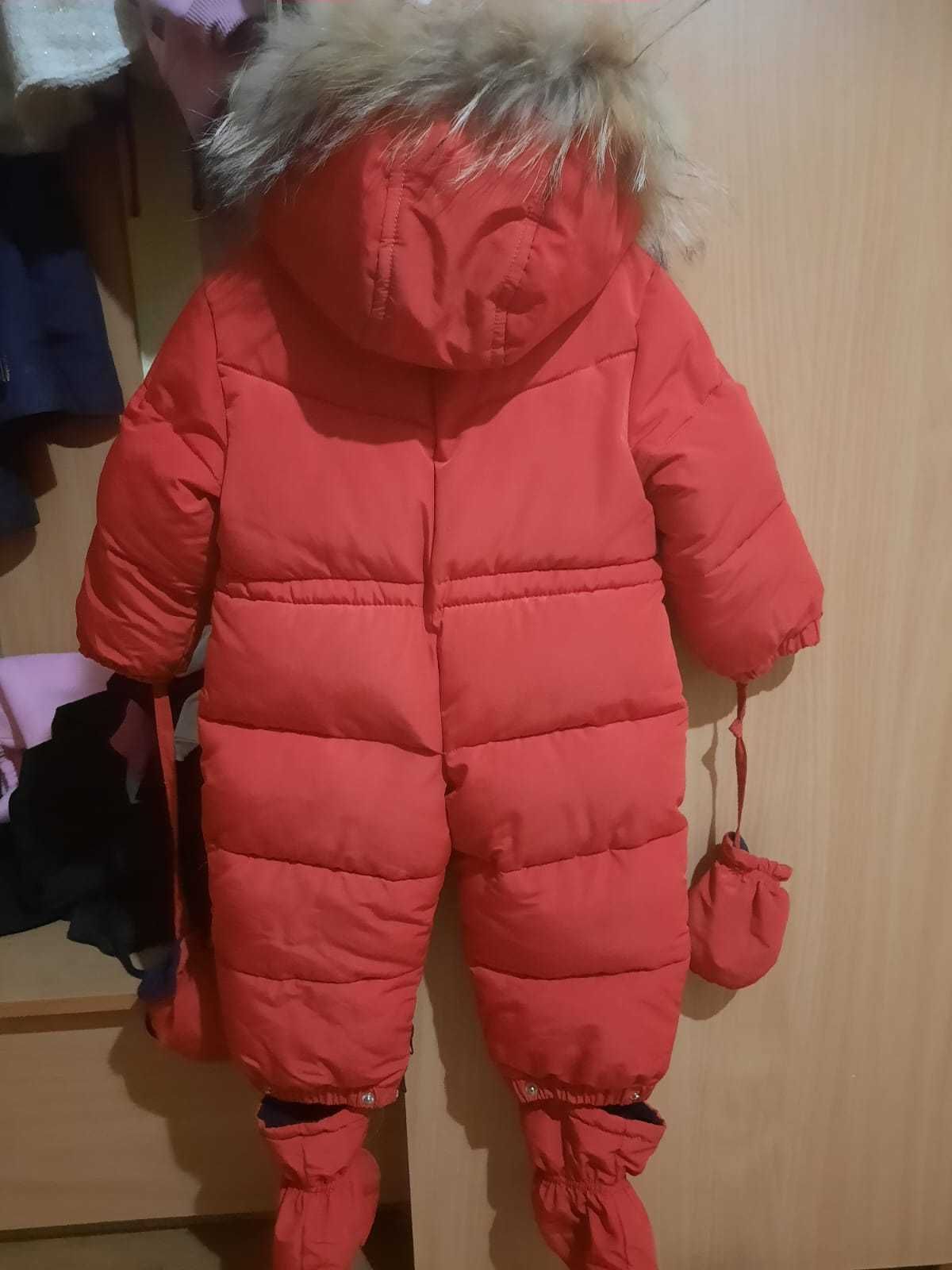 Зимний комбинезон. В отличном состоянии.