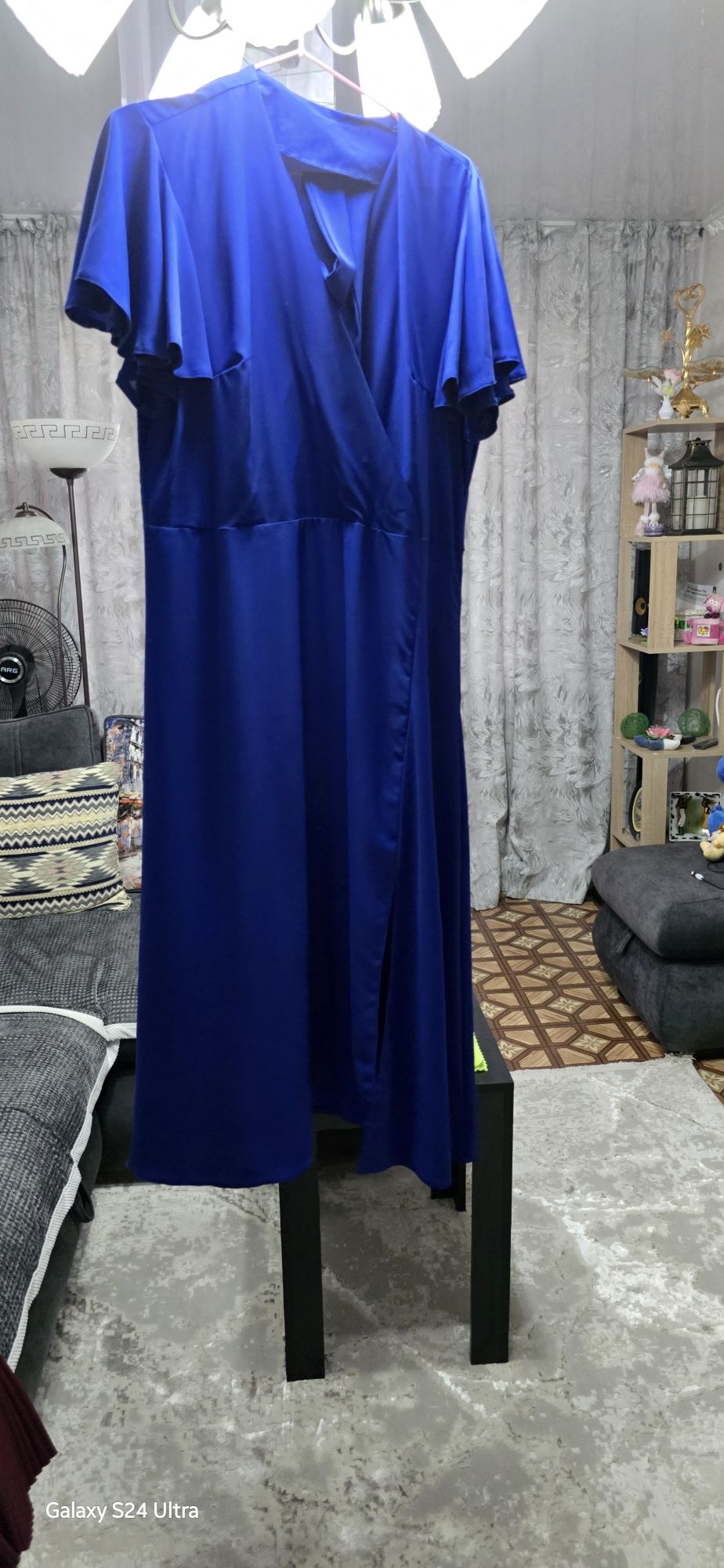 Продам женскую одежду