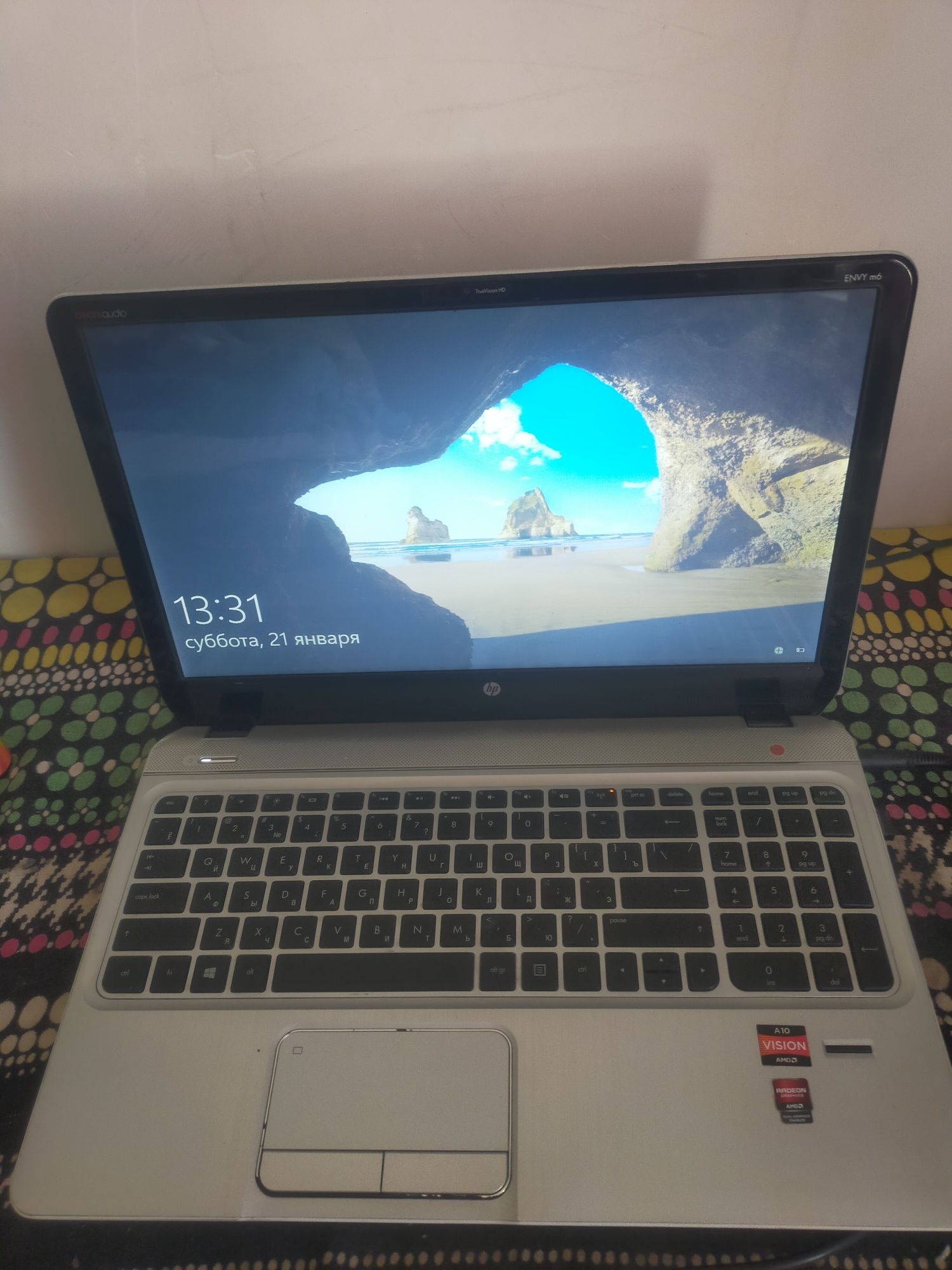 Ноутбук hp envy 6, 15,6 срочно в хорошем состоянии