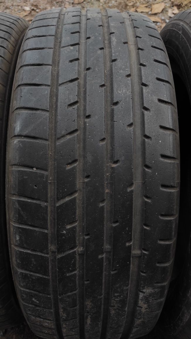 Комплект шин 225/55/19 Toyo