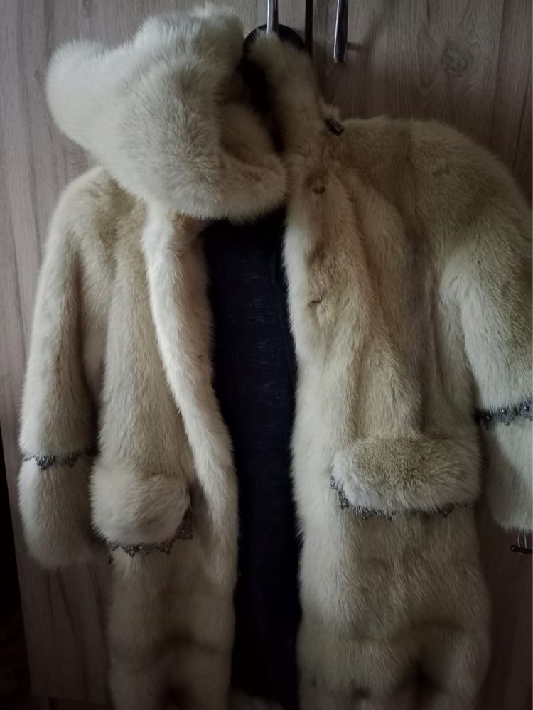 Продам шубу норковую детскую