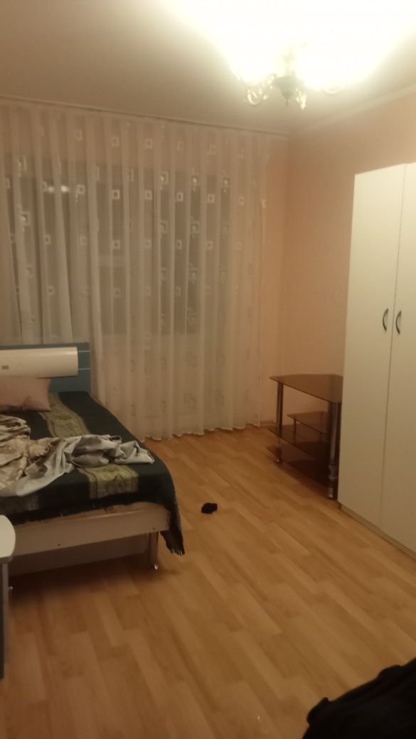 Продам 2-х комнатную квартиру 15-37 набережная первая линия