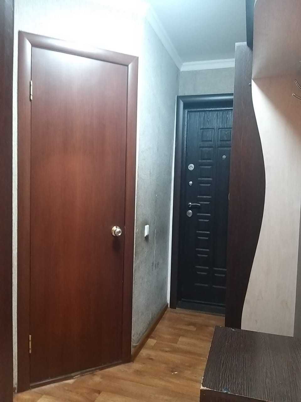 Продам 2-комнатную квартиру 18-микр Не в залоге!!! Торг!!!