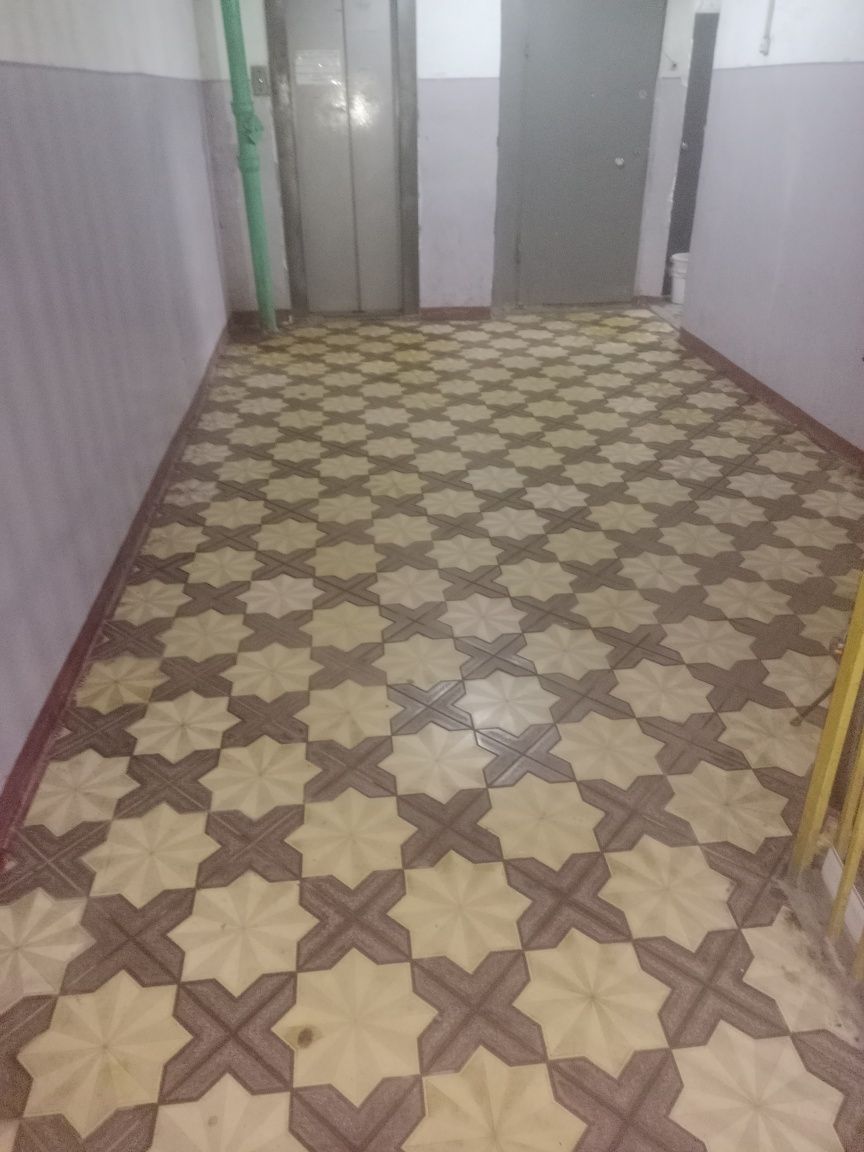 Уборка в подъездах