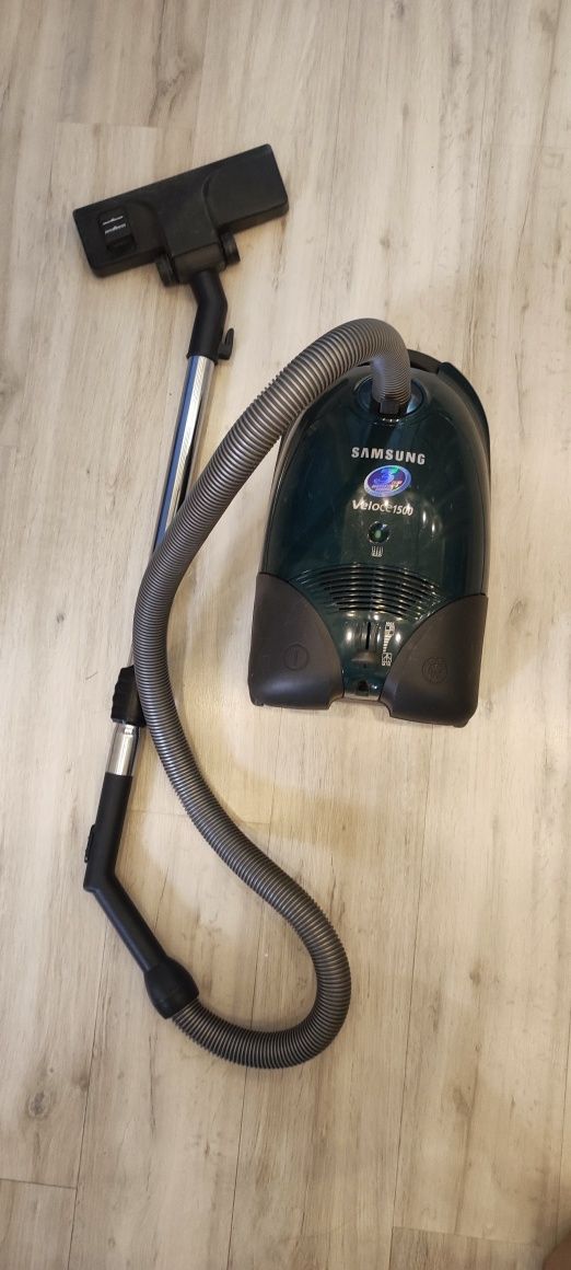 Продам пылесос Samsung