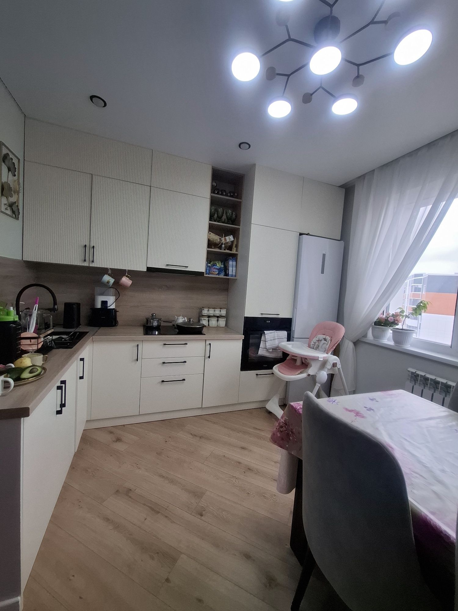 Продам 3х комн ул.Базовая 4/2