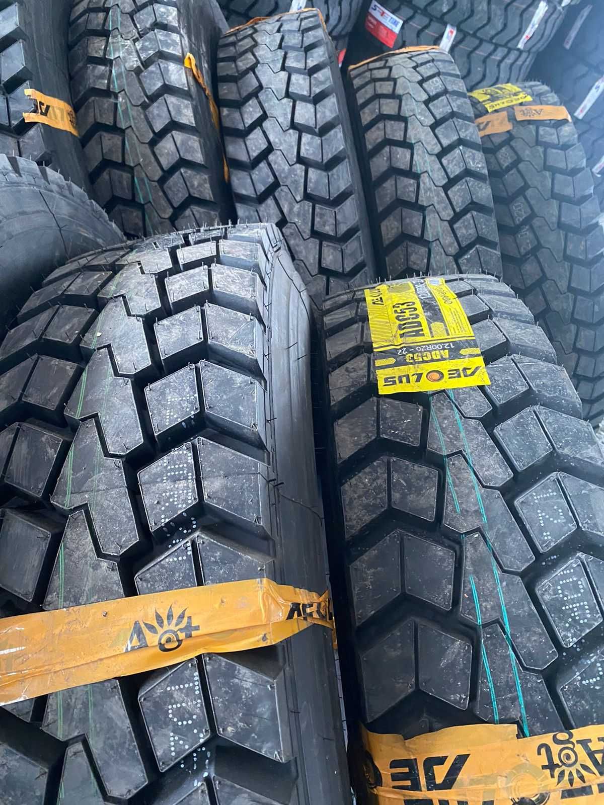 Грузовые шины Aeolus 12.00 ADC53 (полукарьер)