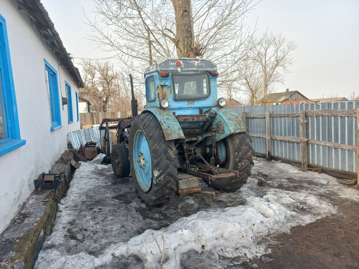 Продам трактор т40