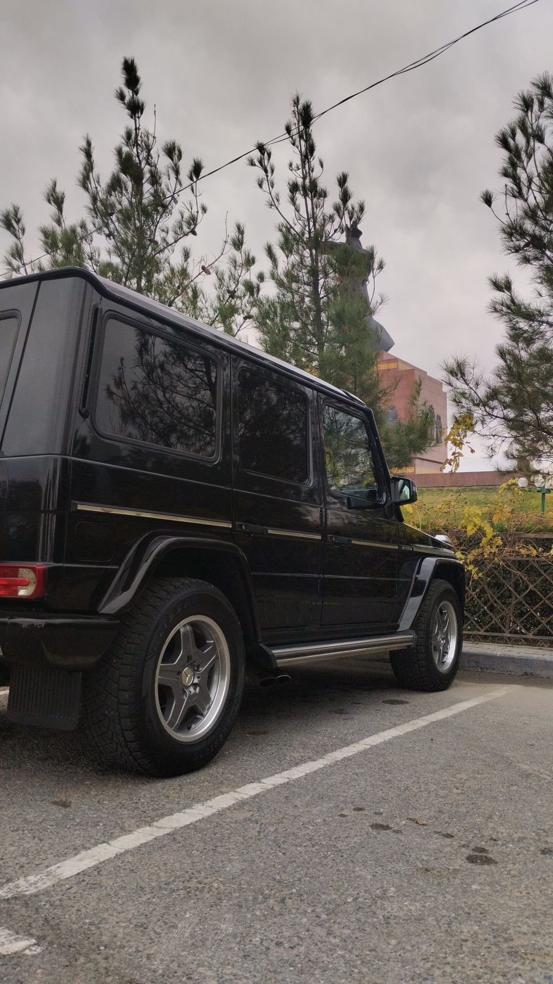 Зимняя резина с дисками R18 AMG на гелендваген w463 gclass гелик гелен