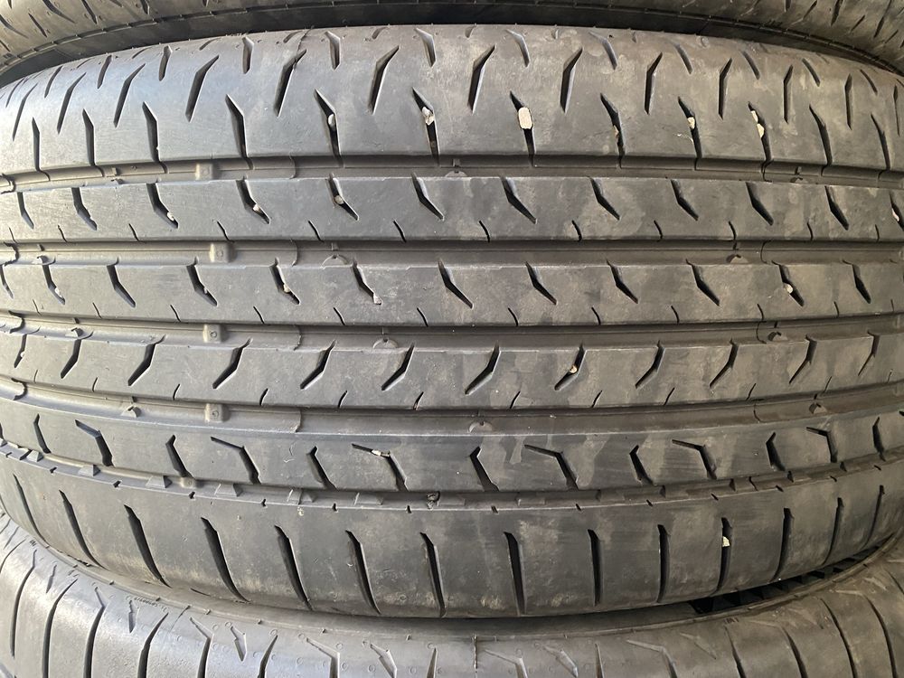 Комплект летние шины 265/40/21 265/40R21 Continental.