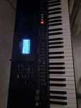 Продается синтезатор YAMAHA PSR e463