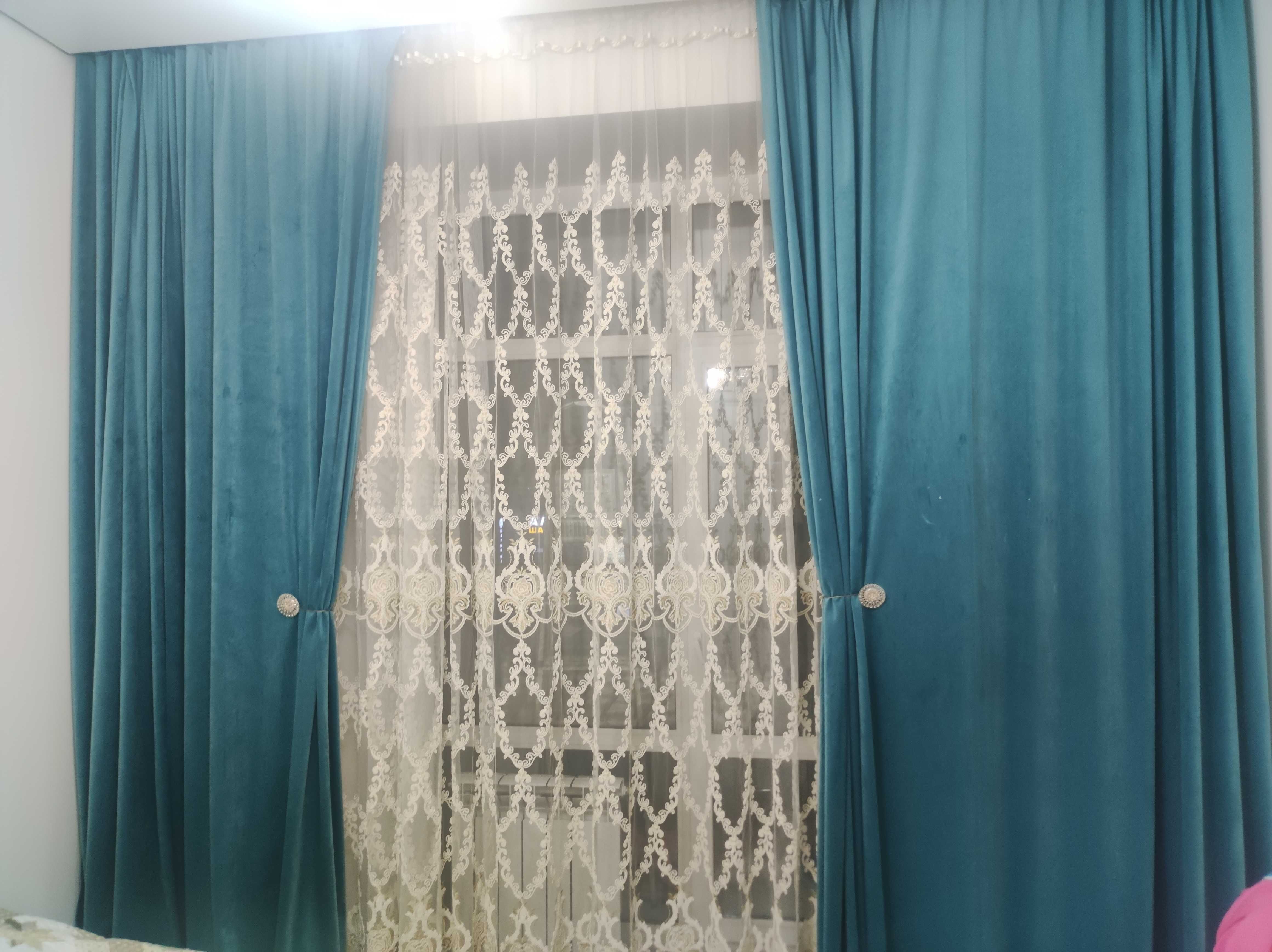 Велюровые шторы, новые, красивые, богато