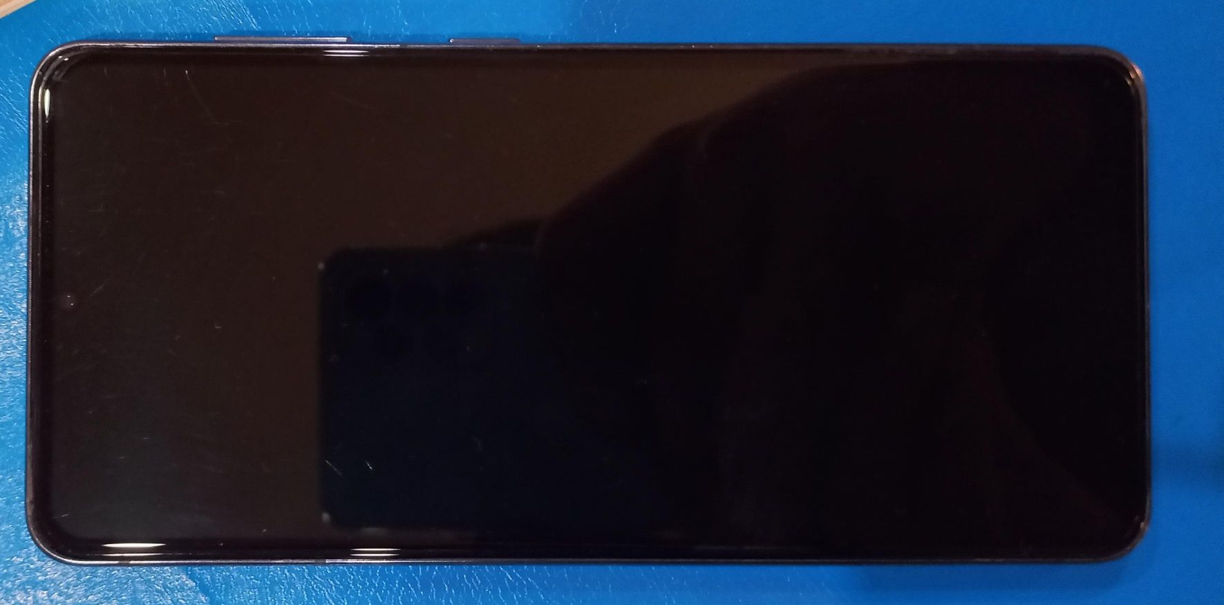 Samsymg Galaxy S21