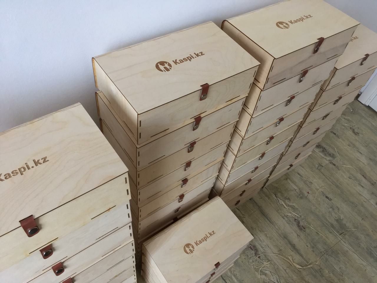 Красивая упаковка / подарочная коробка / деревянная коробка / box
