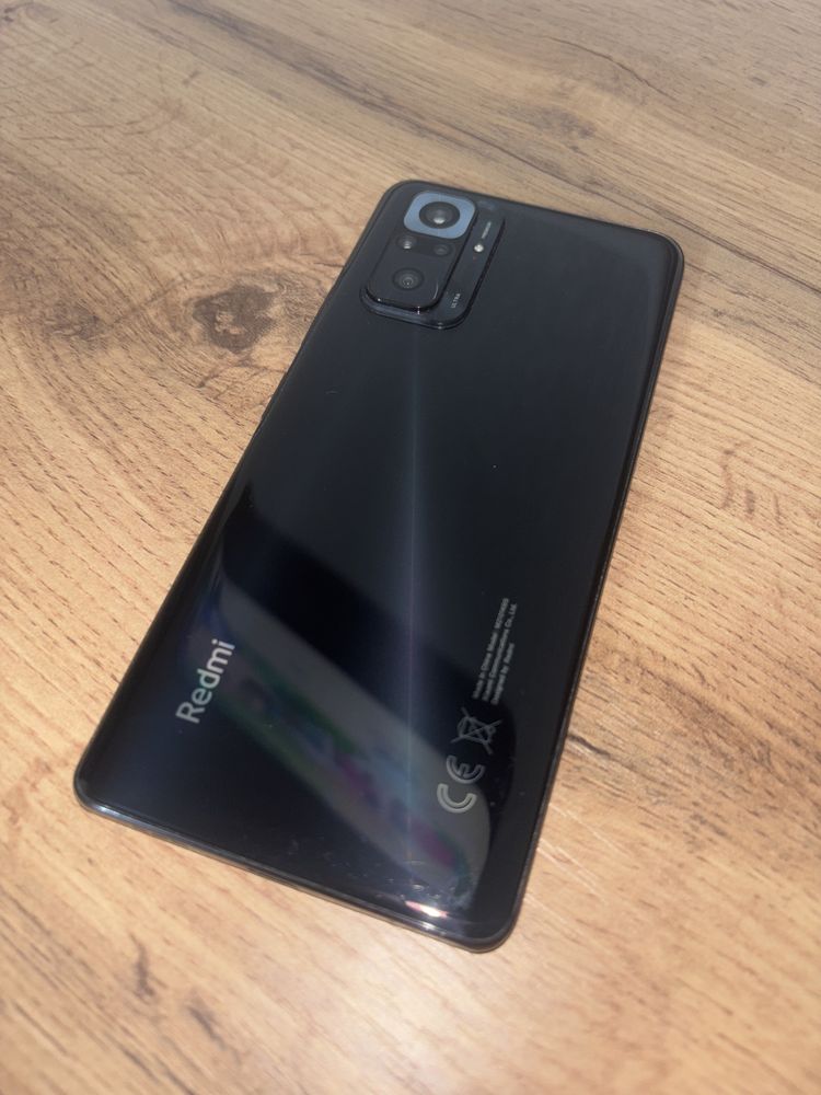 Продам Xiaomi Redmi Note 10 Pro 256 ГБ + оригинальная зарядка