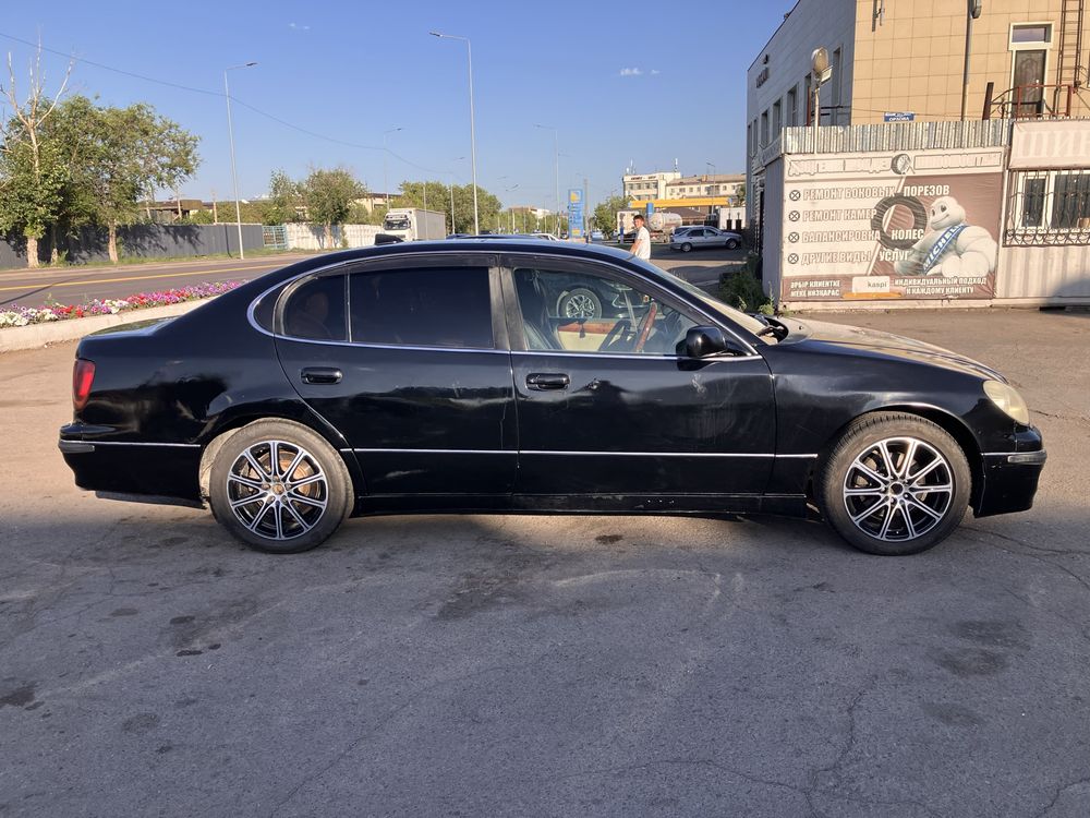 Продам ДОРОГО Lexus GS300