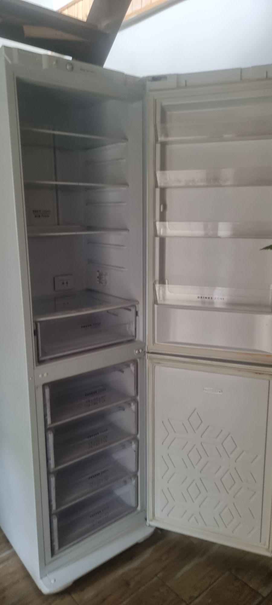 Холодильник  Бирюса 65000