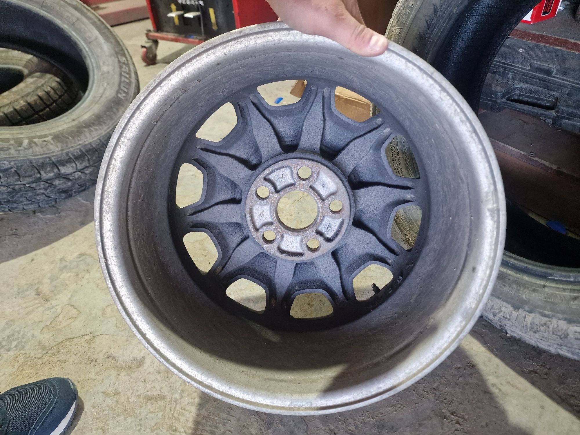 Титанка R16 диск