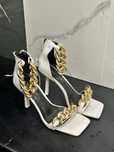 Туфли Versace на золотых цепях