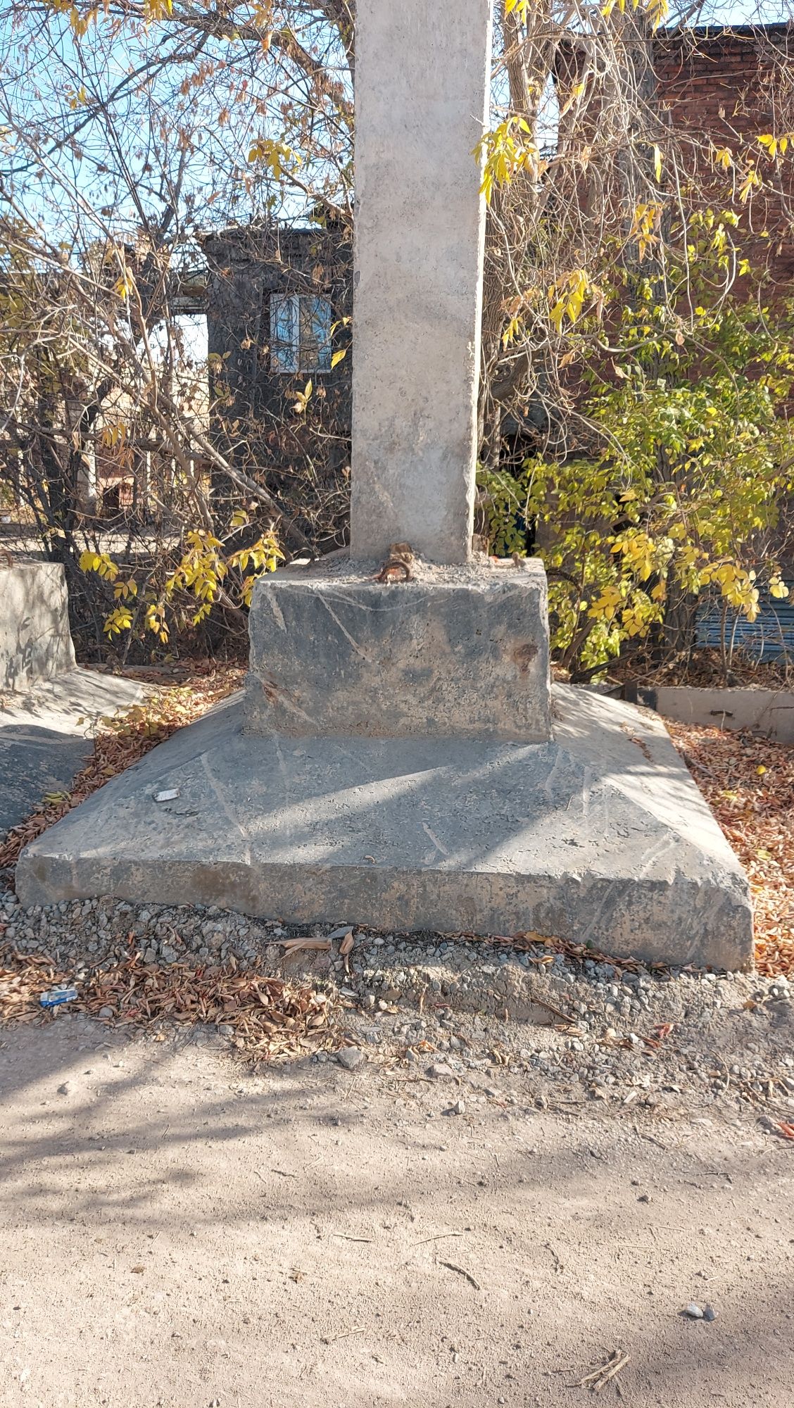 Колоны со стаканами