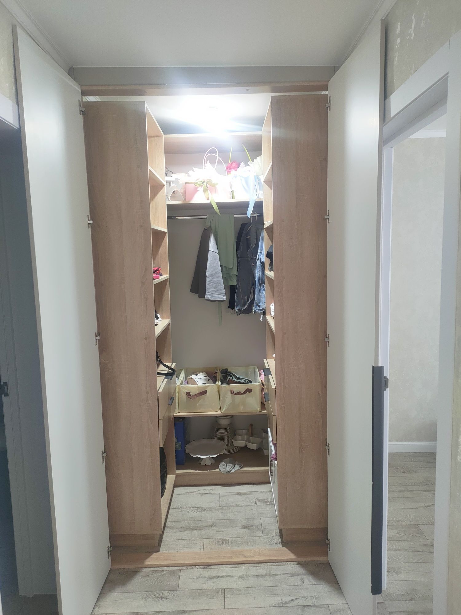 Очень срочно продам 3-х комнатную квартиру