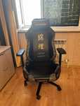 Игровое кресло DXRacer