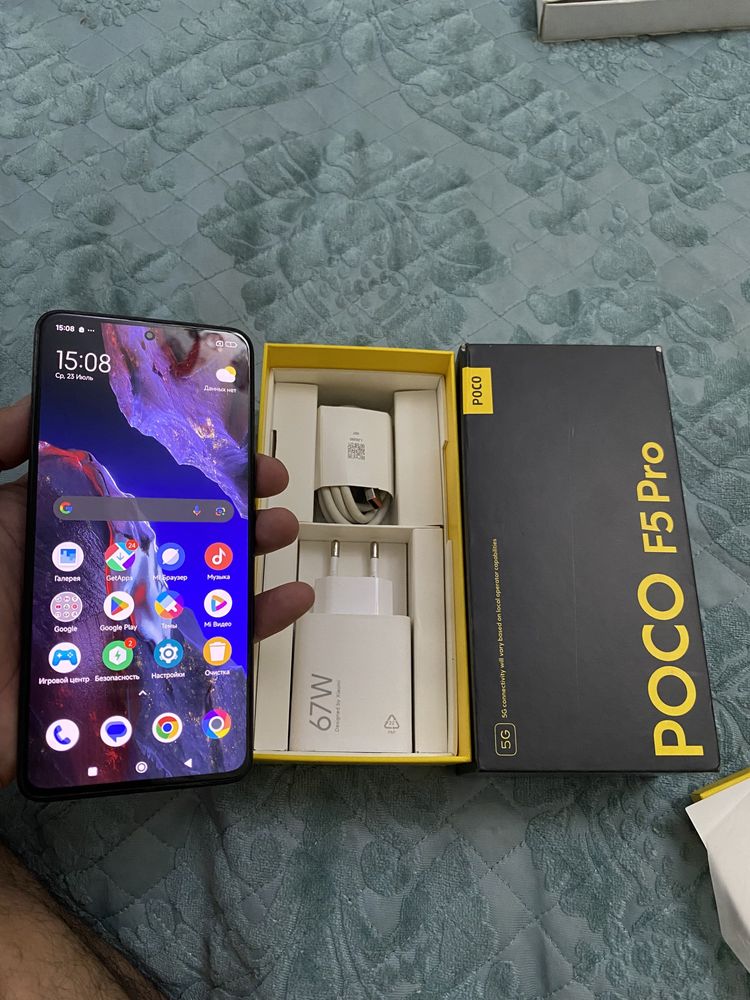 Poco F5 pro.  12/512.