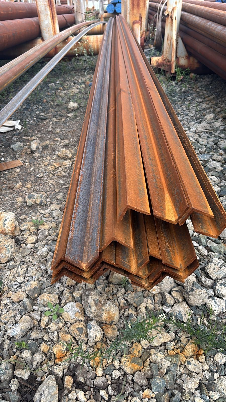 Продам: уголок 50×50×6м.ст.4мм.Новый.- 8000тн.