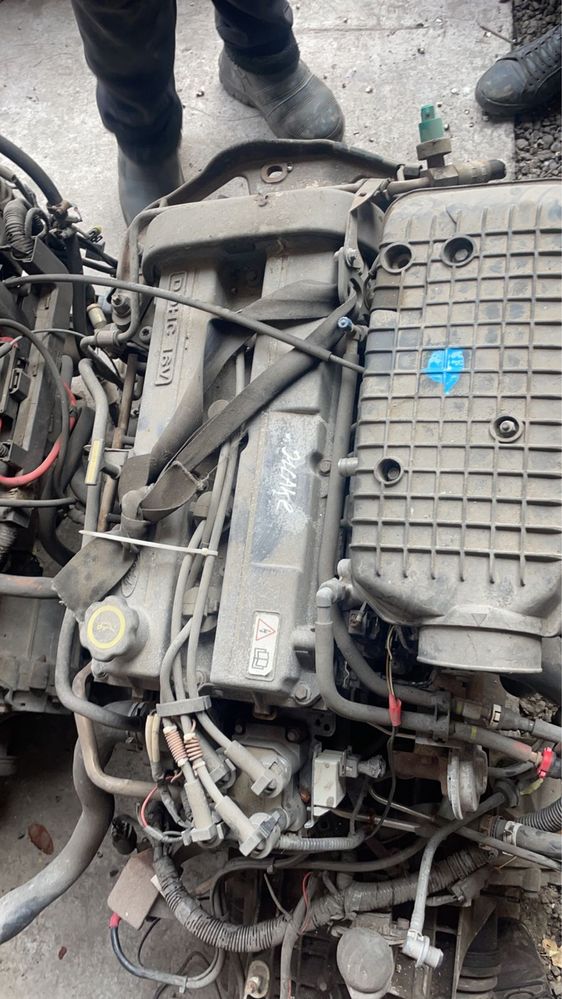 Двигателя Ford Focus Mondeo Zetek Duratek Моторы Мазда 323 626 Премаси
