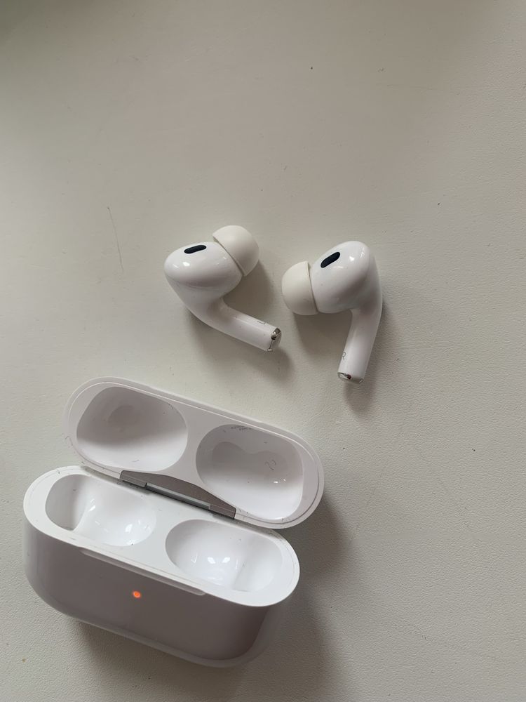 Airpods оригинал